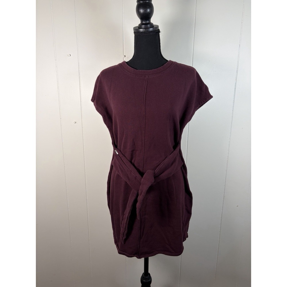 Athleta Dress Womens M Maroon Embrace Sweatshirt Zip Pocket Belt Short Casual